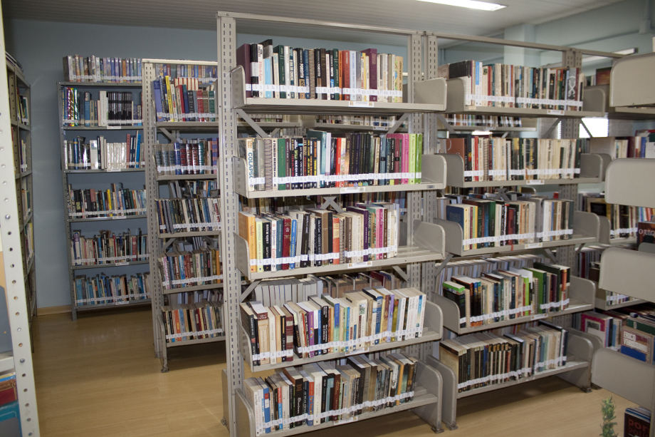 biblioteca